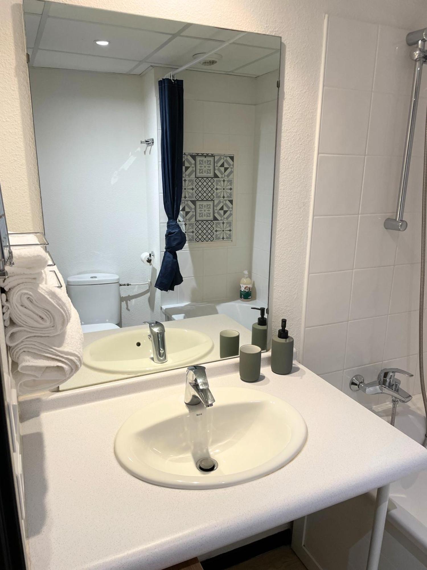 Chalet Studio Premium, Wifi, Chaleureux Lourdes Luaran gambar