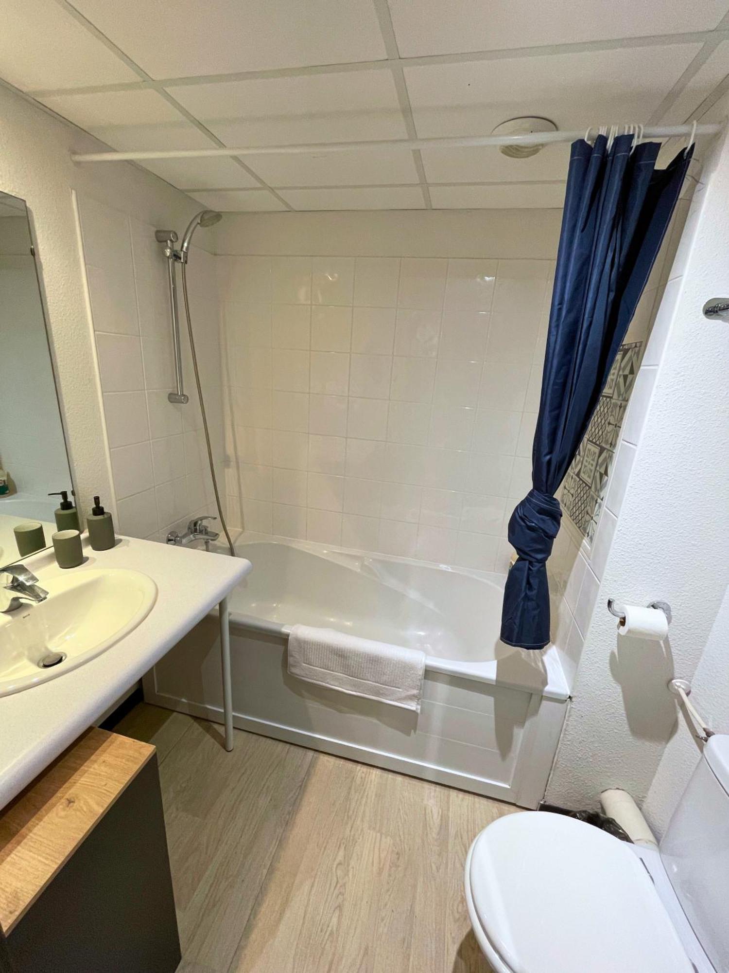 Chalet Studio Premium, Wifi, Chaleureux Lourdes Luaran gambar